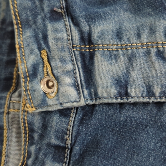 Jeans - Picture 6 of 6